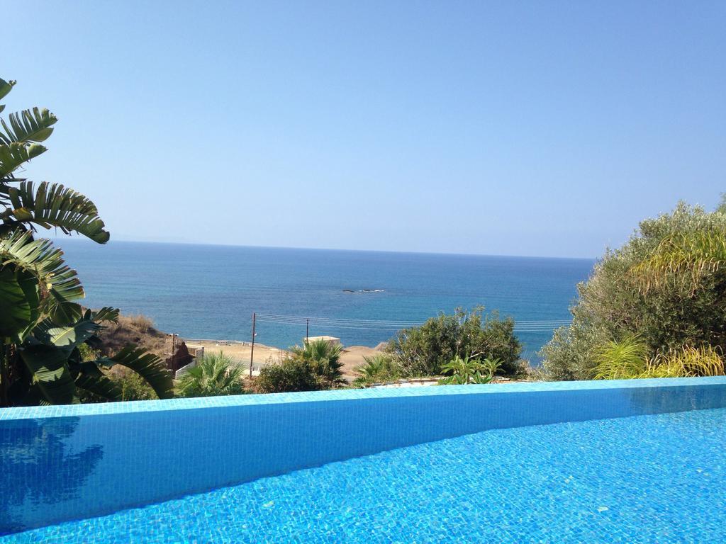Sunset View Mermaid Villa Pomos Exterior foto