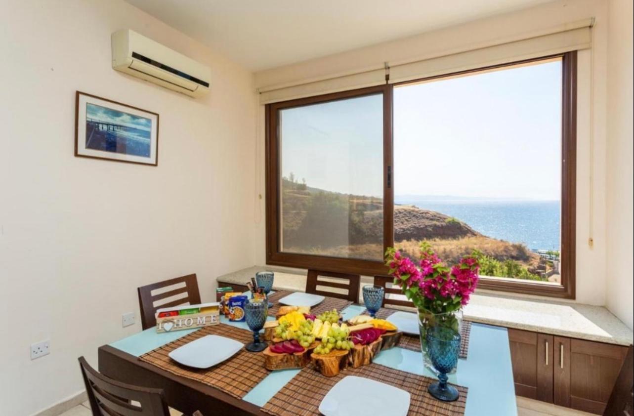 Sunset View Mermaid Villa Pomos Exterior foto